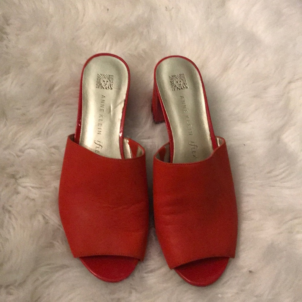 Red Anne Klein mules